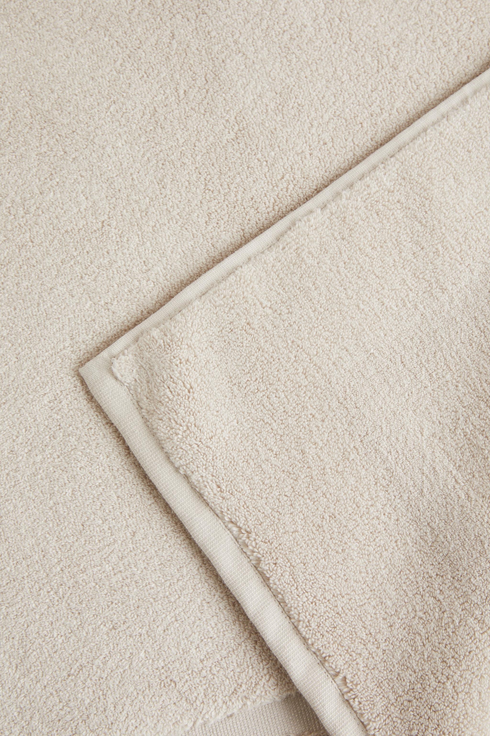 SOFT TERRY BATH MAT